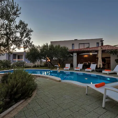 Villa Ferienhaeuser In *