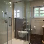 Βίλα Ferienhaeuser In *