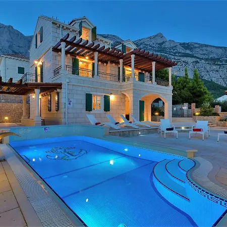 Ferienhaeuser In 빌라