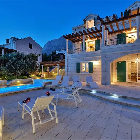 Ferienhaeuser In 빌라 *