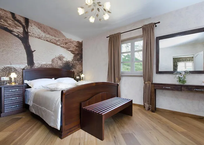 Ferienhaeuser In * Макарська