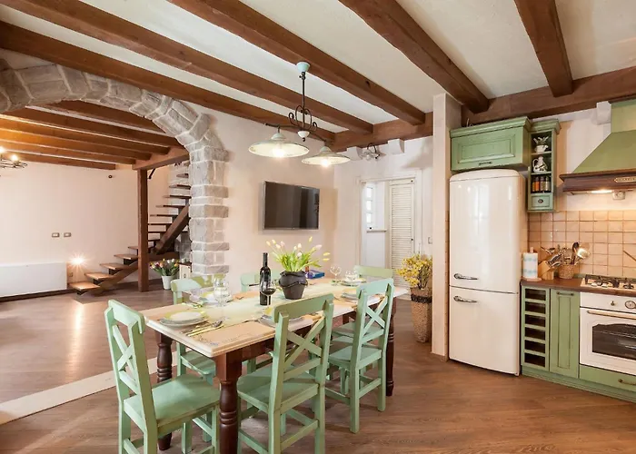 Вілла Ferienhaeuser In Макарська