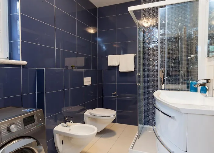 Ferienhaeuser In * Макарська