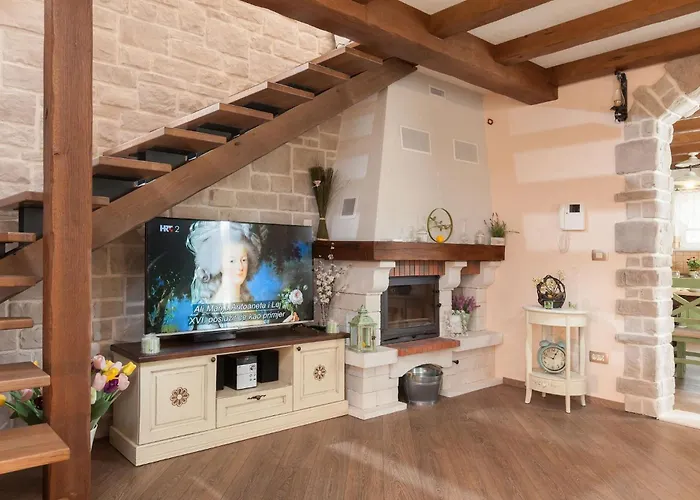 Ferienhaeuser In Villa *