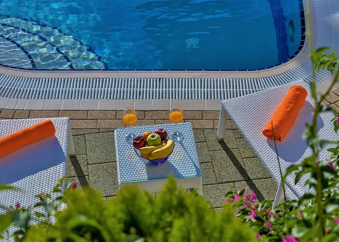 Ferienhaeuser In Makarska